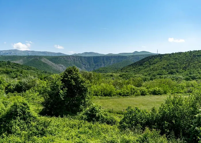 Holiday House Zrmanja Vrelo