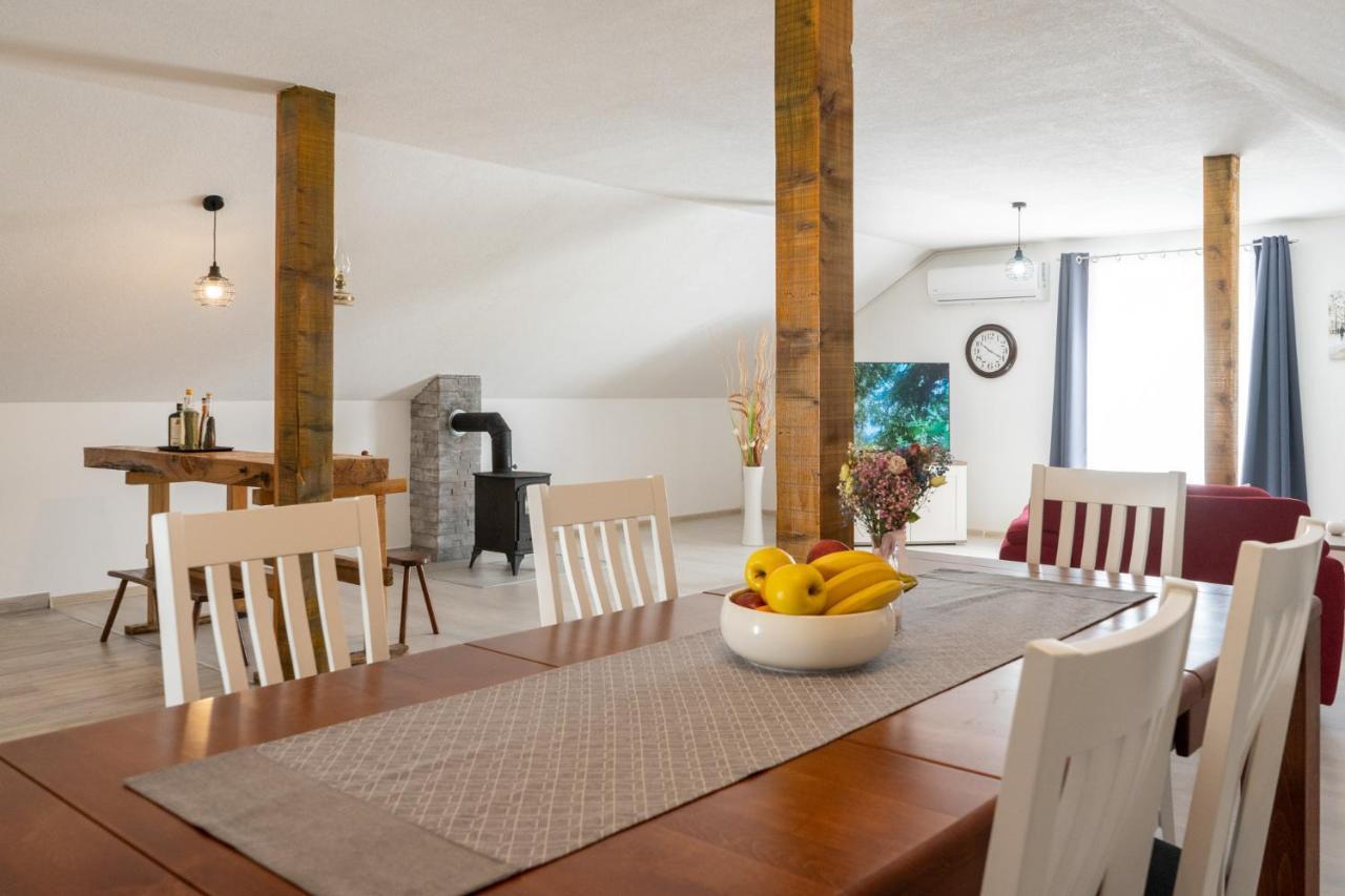 House Zrmanja Vrelo Holiday home Krupa