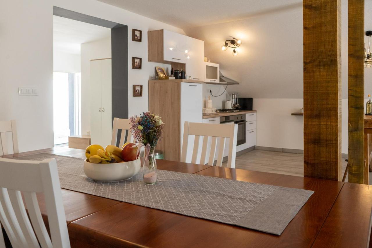 House Zrmanja Vrelo Holiday home