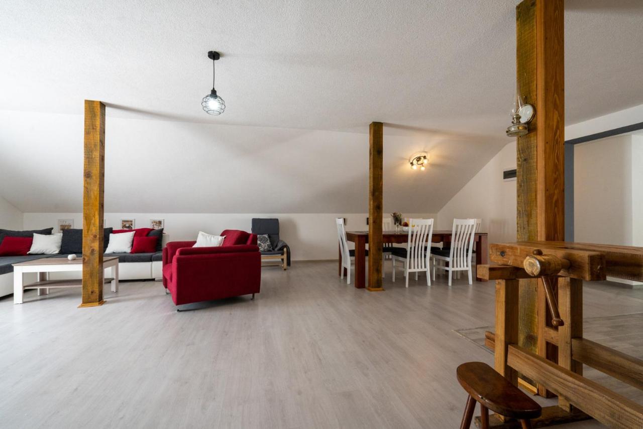 Holiday home House Zrmanja Vrelo *