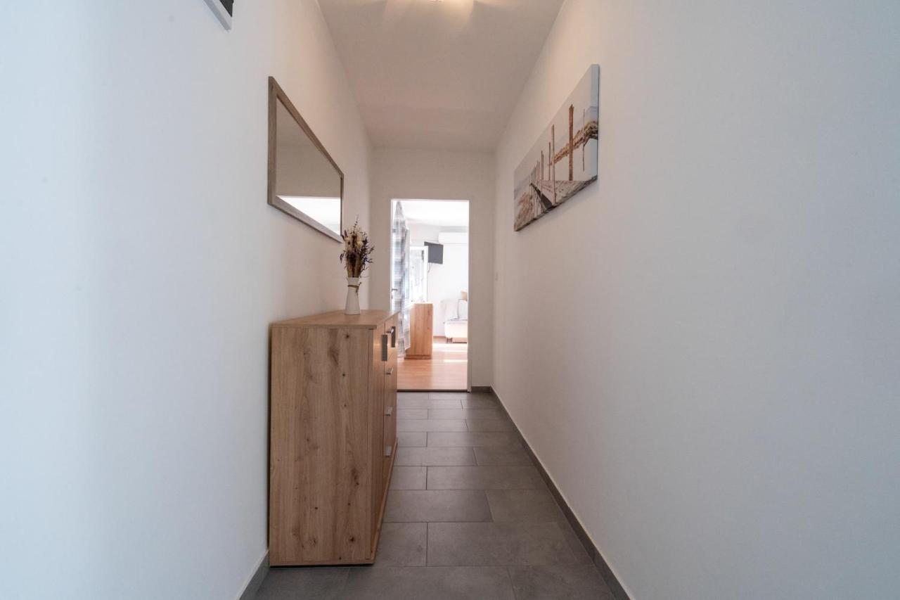 House Zrmanja Vrelo Holiday home *