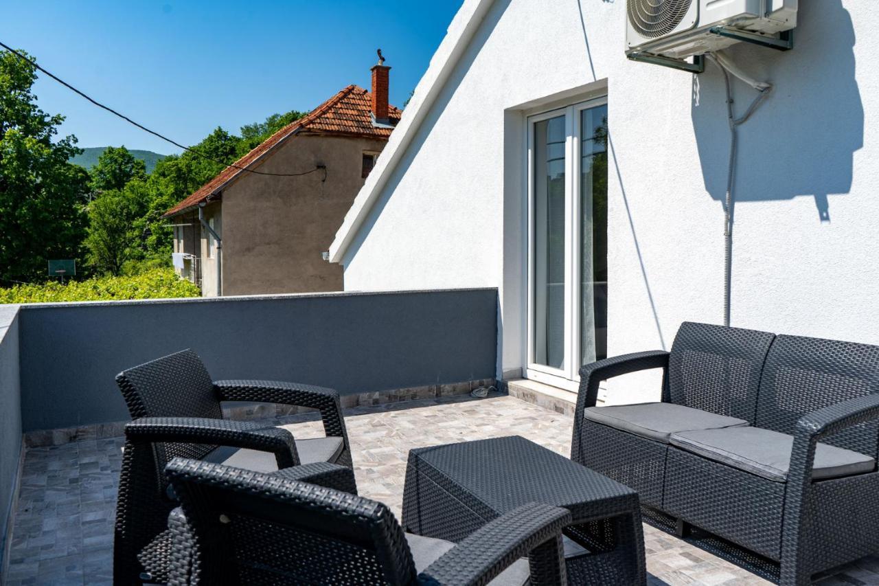 Holiday home House Zrmanja Vrelo *