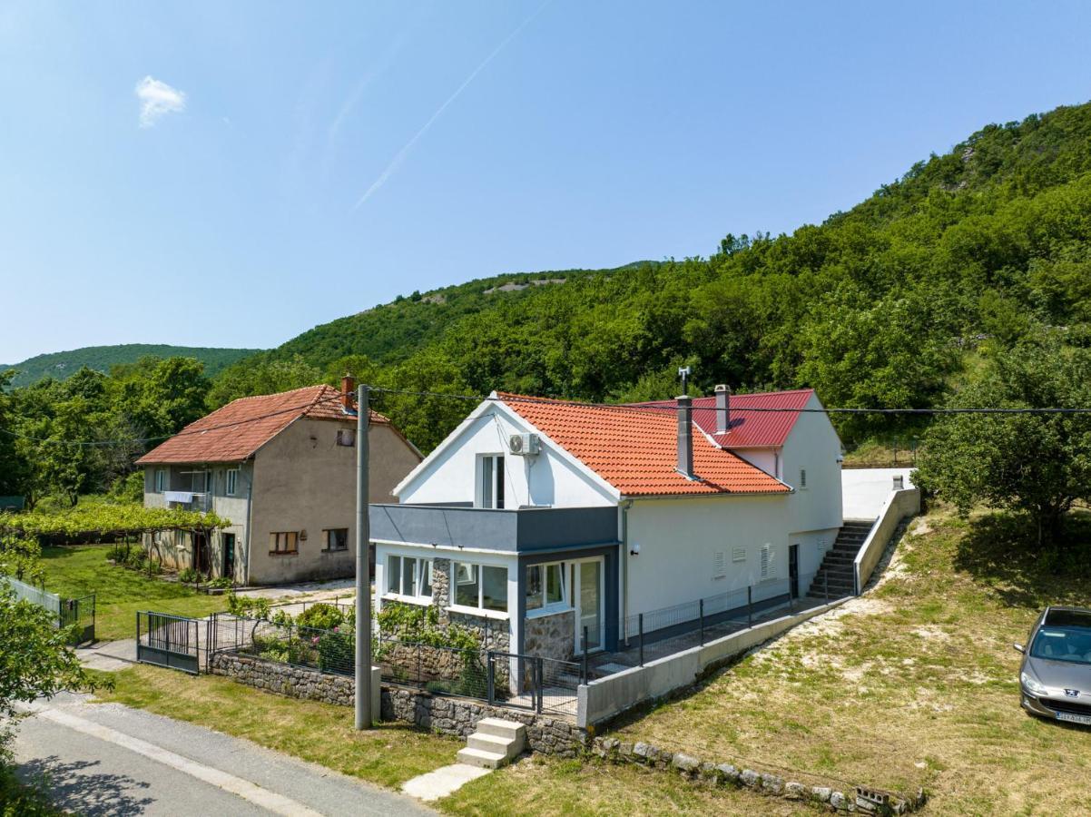 House Zrmanja Vrelo Vikendica *